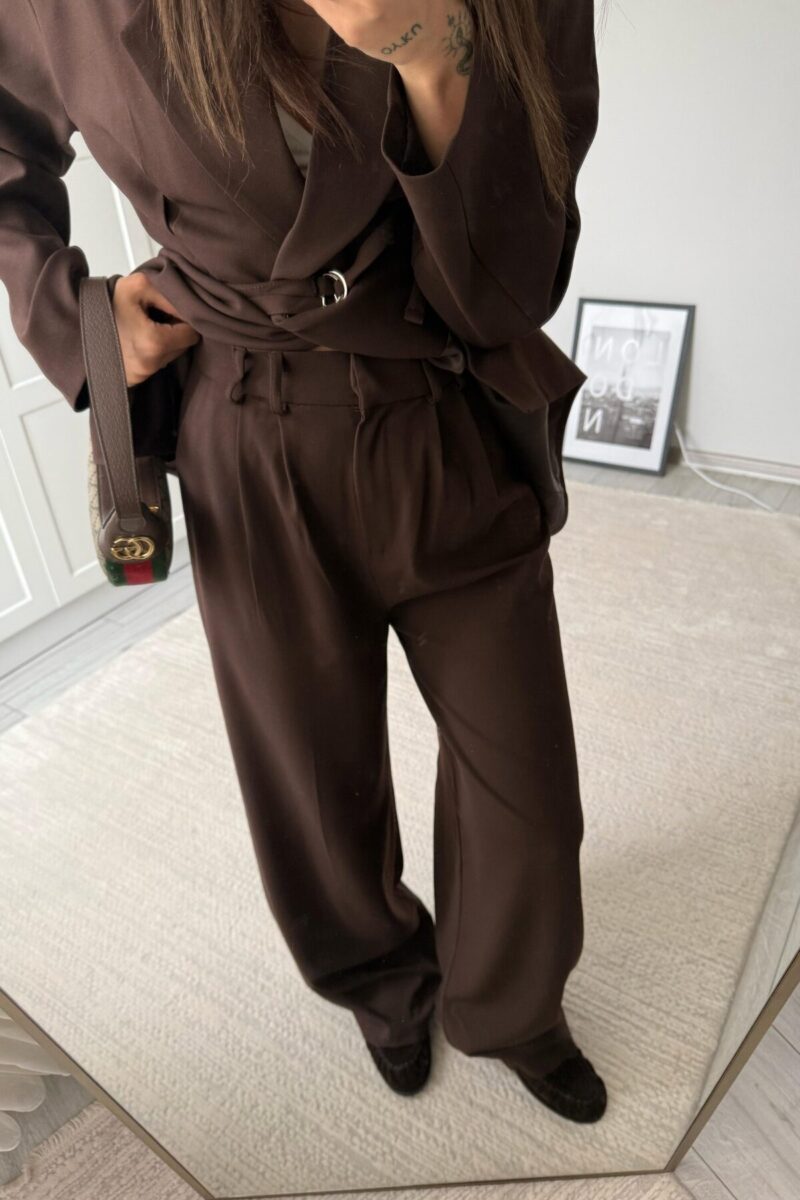 Costume Ezzie avec ceinture - Image 7